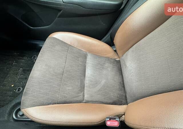 Черный Хонда Шатл, объемом двигателя 1.5 л и пробегом 60 тыс. км за 12500 $, фото 54 на Automoto.ua