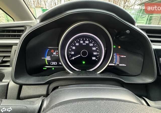 Черный Хонда Шатл, объемом двигателя 1.5 л и пробегом 60 тыс. км за 12500 $, фото 50 на Automoto.ua