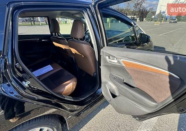 Черный Хонда Шатл, объемом двигателя 1.5 л и пробегом 60 тыс. км за 12500 $, фото 61 на Automoto.ua