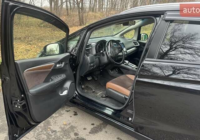 Черный Хонда Шатл, объемом двигателя 1.5 л и пробегом 60 тыс. км за 12500 $, фото 30 на Automoto.ua