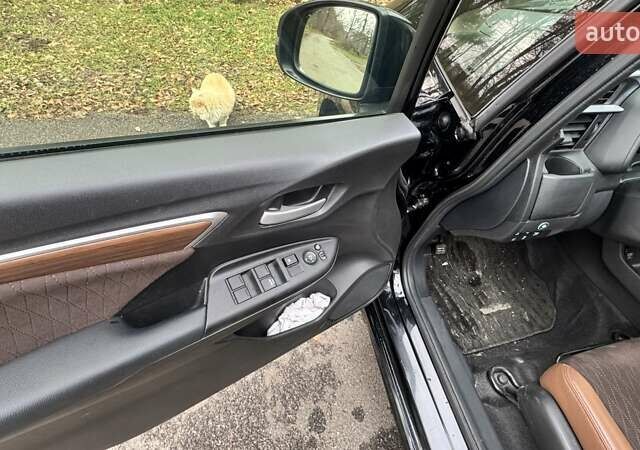 Черный Хонда Шатл, объемом двигателя 1.5 л и пробегом 60 тыс. км за 12500 $, фото 36 на Automoto.ua