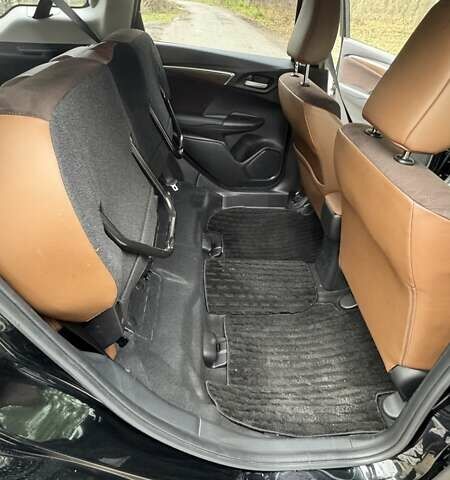 Черный Хонда Шатл, объемом двигателя 1.5 л и пробегом 60 тыс. км за 12500 $, фото 43 на Automoto.ua