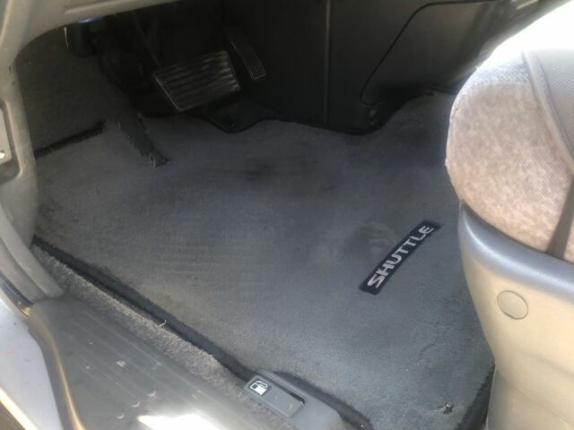 Серый Хонда Шатл, объемом двигателя 2.2 л и пробегом 300 тыс. км за 2658 $, фото 7 на Automoto.ua