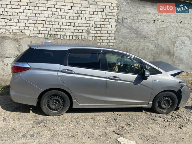 Серый Хонда Шатл, объемом двигателя 1.5 л и пробегом 83 тыс. км за 8900 $, фото 2 на Automoto.ua