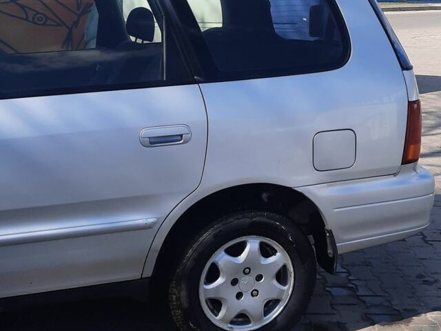 Серый Хонда Шатл, объемом двигателя 2.2 л и пробегом 334 тыс. км за 3100 $, фото 4 на Automoto.ua