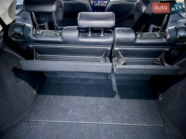 Синий Хонда Шатл, объемом двигателя 1.5 л и пробегом 53 тыс. км за 13300 $, фото 53 на Automoto.ua