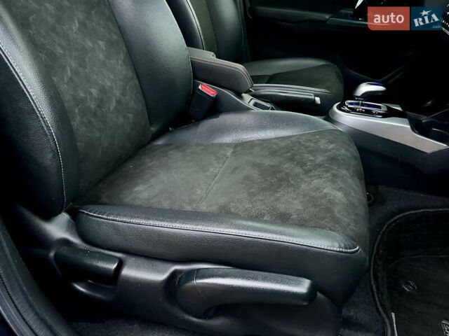 Синий Хонда Шатл, объемом двигателя 1.5 л и пробегом 53 тыс. км за 13300 $, фото 114 на Automoto.ua