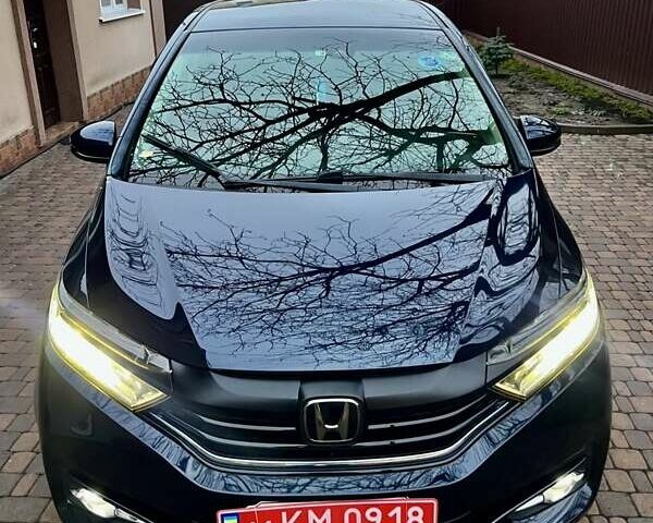 Синий Хонда Шатл, объемом двигателя 1.5 л и пробегом 53 тыс. км за 13300 $, фото 3 на Automoto.ua