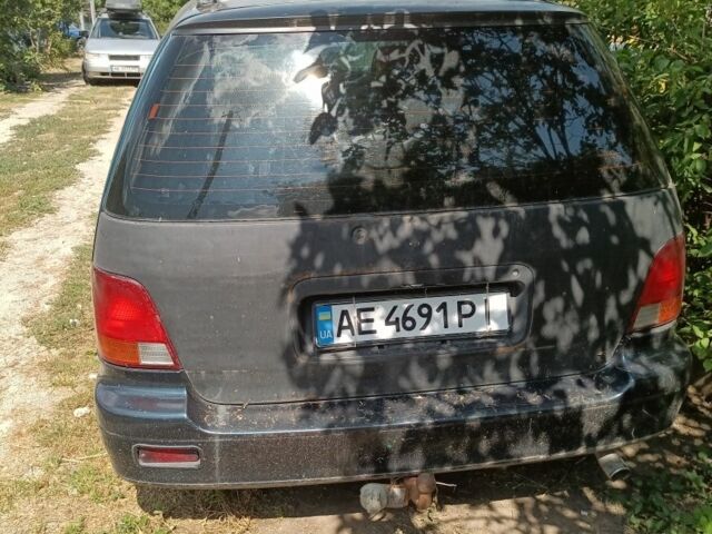 Зеленый Хонда Шатл, объемом двигателя 2.2 л и пробегом 400 тыс. км за 1500 $, фото 2 на Automoto.ua