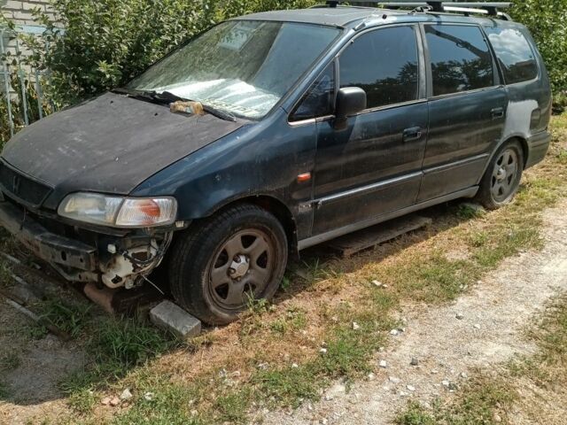 Зеленый Хонда Шатл, объемом двигателя 2.2 л и пробегом 400 тыс. км за 1500 $, фото 1 на Automoto.ua