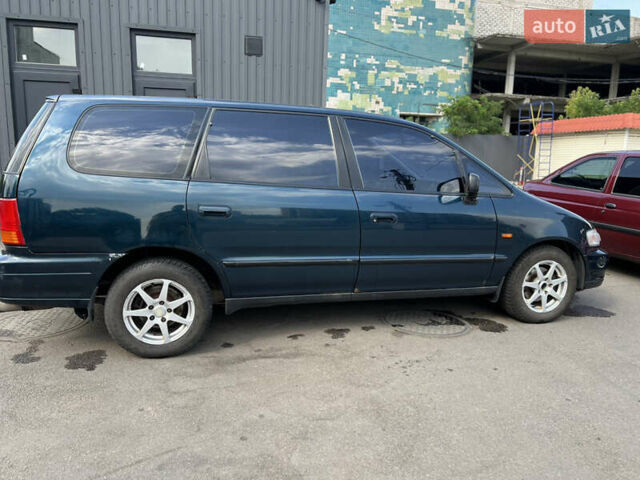 Зеленый Хонда Шатл, объемом двигателя 2.16 л и пробегом 300 тыс. км за 2600 $, фото 3 на Automoto.ua