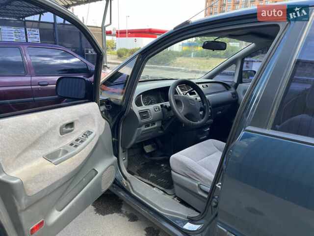 Зеленый Хонда Шатл, объемом двигателя 2.16 л и пробегом 300 тыс. км за 2600 $, фото 5 на Automoto.ua