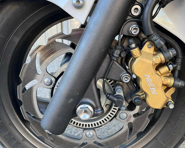 Білий Хонда Silver Wing 600, об'ємом двигуна 0.6 л та пробігом 42 тис. км за 7200 $, фото 9 на Automoto.ua