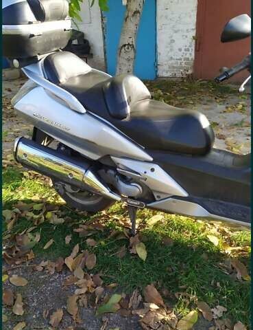 Сірий Хонда Silver Wing 600, об'ємом двигуна 0.59 л та пробігом 56 тис. км за 3000 $, фото 2 на Automoto.ua
