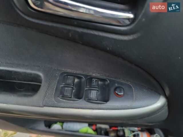 Черный Хонда Стрим, объемом двигателя 2 л и пробегом 305 тыс. км за 3800 $, фото 8 на Automoto.ua