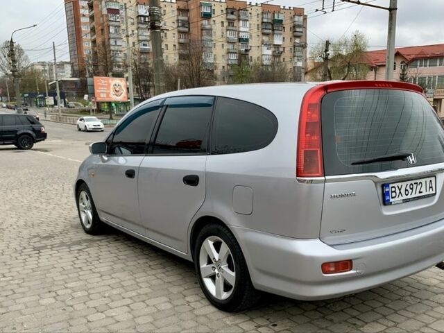 Серый Хонда Стрим, объемом двигателя 1.7 л и пробегом 350 тыс. км за 4300 $, фото 3 на Automoto.ua