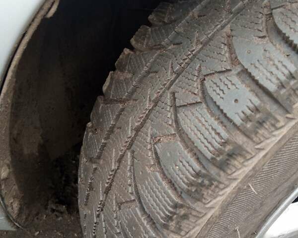 Серый Хонда Стрим, объемом двигателя 2 л и пробегом 240 тыс. км за 4350 $, фото 25 на Automoto.ua