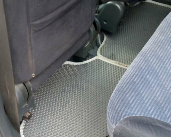 Серый Хонда Стрим, объемом двигателя 2 л и пробегом 240 тыс. км за 4350 $, фото 14 на Automoto.ua