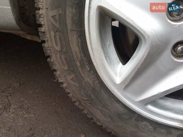 Серый Хонда Стрим, объемом двигателя 2 л и пробегом 240 тыс. км за 4350 $, фото 26 на Automoto.ua