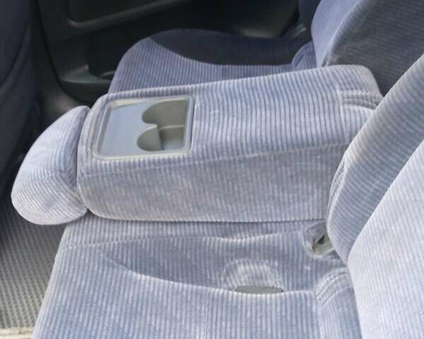 Серый Хонда Стрим, объемом двигателя 2 л и пробегом 240 тыс. км за 4350 $, фото 20 на Automoto.ua