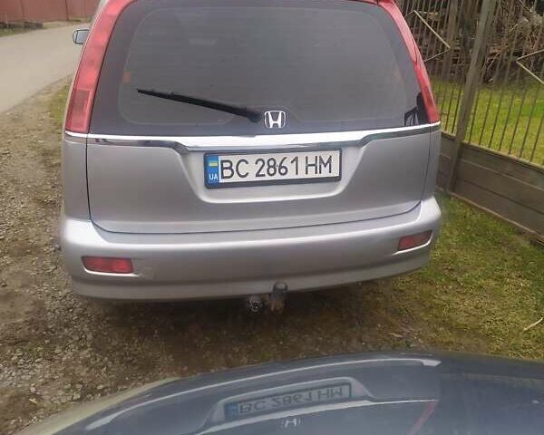 Серый Хонда Стрим, объемом двигателя 2 л и пробегом 343 тыс. км за 2850 $, фото 2 на Automoto.ua