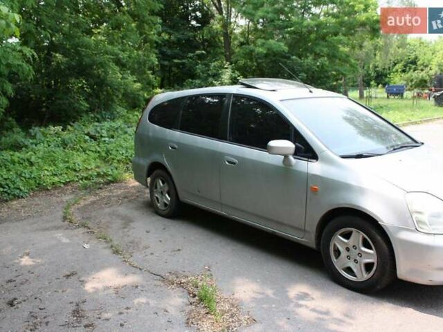 Сірий Хонда Стрім, об'ємом двигуна 2 л та пробігом 224 тис. км за 3800 $, фото 4 на Automoto.ua