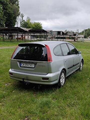 Сірий Хонда Стрім, об'ємом двигуна 2 л та пробігом 430 тис. км за 3500 $, фото 4 на Automoto.ua
