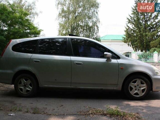 Сірий Хонда Стрім, об'ємом двигуна 2 л та пробігом 224 тис. км за 3800 $, фото 3 на Automoto.ua