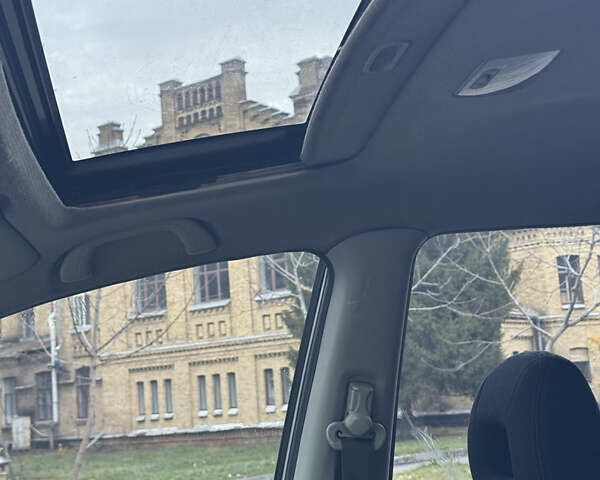 Сірий Хонда Стрім, об'ємом двигуна 2 л та пробігом 236 тис. км за 5499 $, фото 17 на Automoto.ua