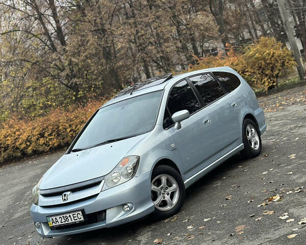 Сірий Хонда Стрім, об'ємом двигуна 2 л та пробігом 236 тис. км за 5499 $, фото 3 на Automoto.ua