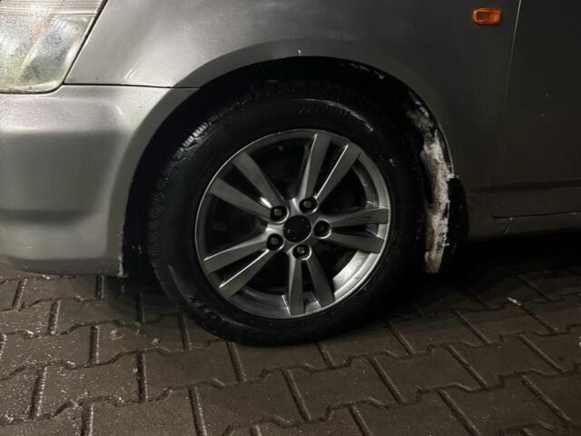 Сірий Хонда Стрім, об'ємом двигуна 2 л та пробігом 3 тис. км за 3000 $, фото 6 на Automoto.ua