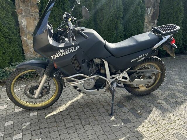 Хонда Transalp 600, об'ємом двигуна 0.6 л та пробігом 0 тис. км за 2200 $, фото 1 на Automoto.ua