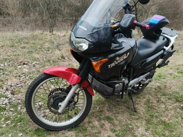 Хонда Трансалп, об'ємом двигуна 0.65 л та пробігом 0 тис. км за 3750 $, фото 3 на Automoto.ua