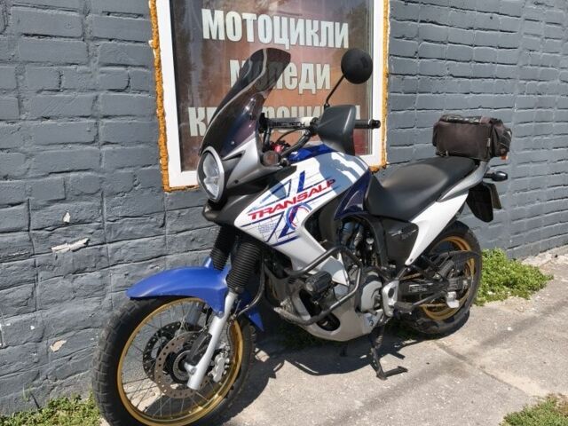 Хонда Трансалп, объемом двигателя 0.7 л и пробегом 0 тыс. км за 6000 $, фото 1 на Automoto.ua