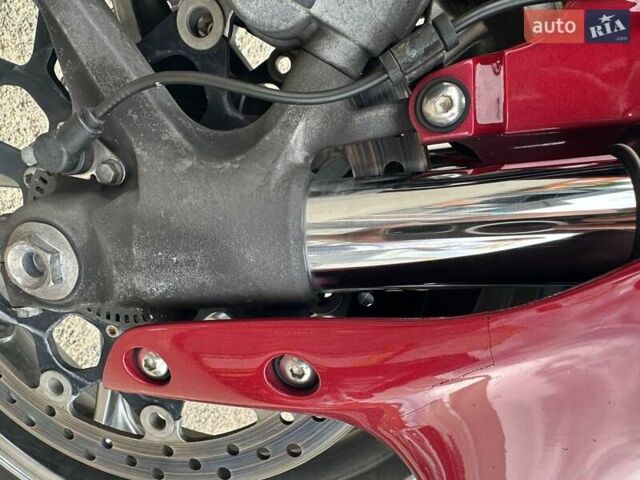 Красный Хонда VFR 1200F, объемом двигателя 1.24 л и пробегом 46 тыс. км за 8599 $, фото 4 на Automoto.ua