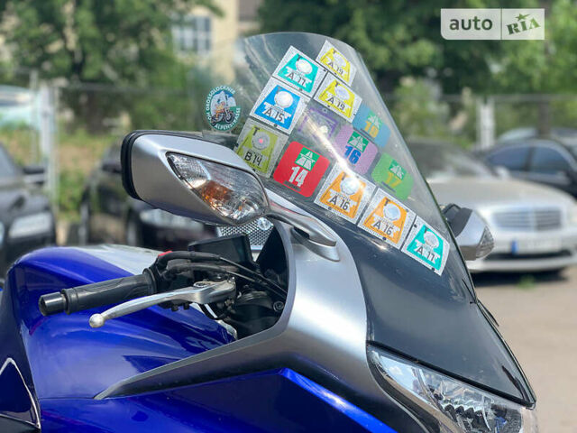 Синий Хонда VFR 1200F, объемом двигателя 1.2 л и пробегом 52 тыс. км за 7990 $, фото 15 на Automoto.ua