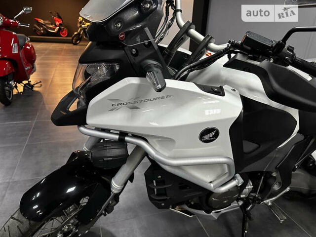 Білий Хонда VFR 1200X Crosstourer, об'ємом двигуна 1.24 л та пробігом 28 тис. км за 11300 $, фото 11 на Automoto.ua