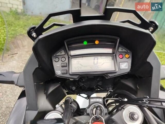 Чорний Хонда VFR 1200X Crosstourer, об'ємом двигуна 1.2 л та пробігом 42 тис. км за 8800 $, фото 7 на Automoto.ua