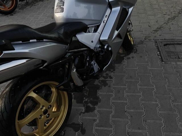 Хонда VFR 800, об'ємом двигуна 0.8 л та пробігом 0 тис. км за 4600 $, фото 4 на Automoto.ua