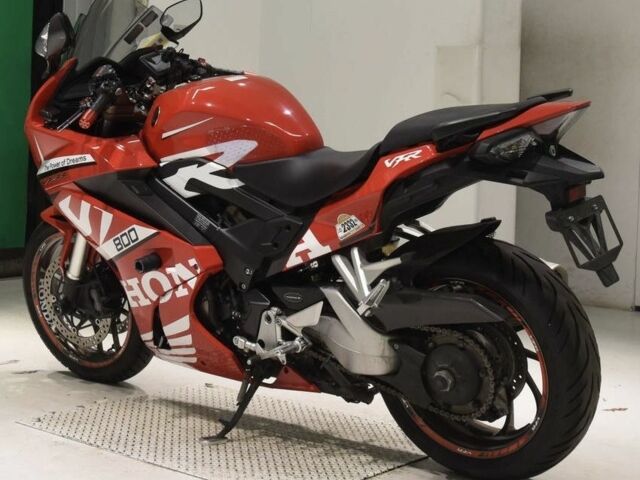 Хонда VFR 800, об'ємом двигуна 0.8 л та пробігом 0 тис. км за 9000 $, фото 3 на Automoto.ua