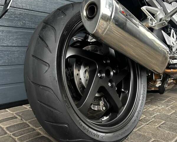 Хонда VFR 800X Crossrunner 2013 у Белой Церкве на Automoto.ua Білий Хонда VFR 800X Crossrunner, об'ємом двигуна 0.78 л та пробігом 26 тис. км за 8200 $, фото 8 на Automoto.ua