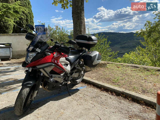 Красный Хонда VFR 800X Crossrunner, объемом двигателя 0.78 л и пробегом 50 тыс. км за 9000 $, фото 23 на Automoto.ua
