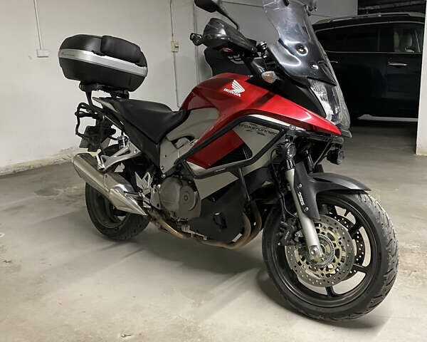 Красный Хонда VFR 800X Crossrunner, объемом двигателя 0.78 л и пробегом 50 тыс. км за 9000 $, фото 4 на Automoto.ua