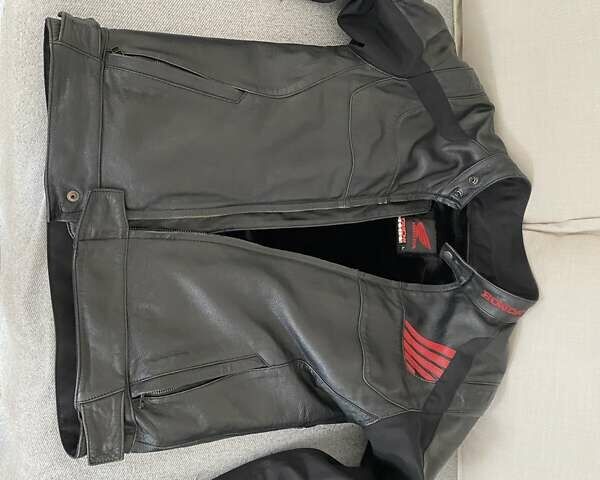 Красный Хонда VFR 800X Crossrunner, объемом двигателя 0.78 л и пробегом 50 тыс. км за 9000 $, фото 15 на Automoto.ua