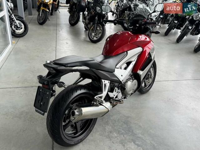 Хонда VFR 800X Crossrunner, объемом двигателя 0.8 л и пробегом 35 тыс. км за 6999 $, фото 2 на Automoto.ua
