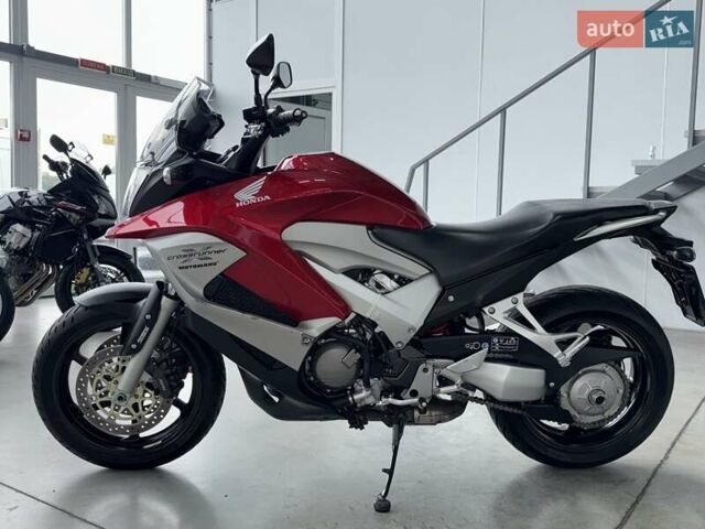 Хонда VFR 800X Crossrunner, объемом двигателя 0.8 л и пробегом 35 тыс. км за 6999 $, фото 4 на Automoto.ua