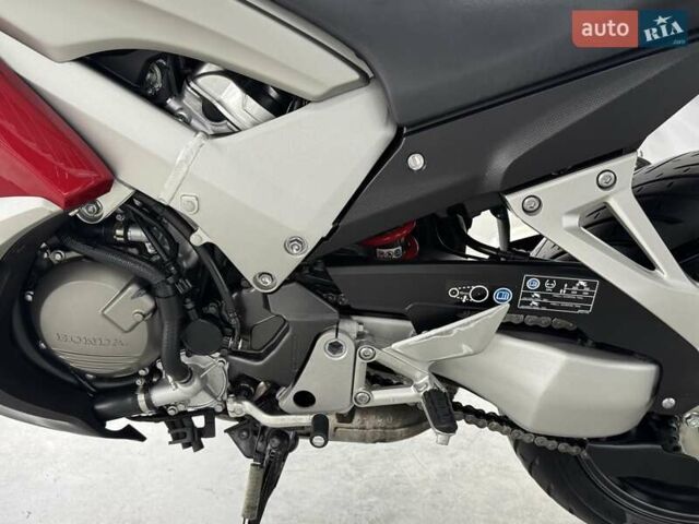 Хонда VFR 800X Crossrunner, объемом двигателя 0.8 л и пробегом 35 тыс. км за 6999 $, фото 10 на Automoto.ua