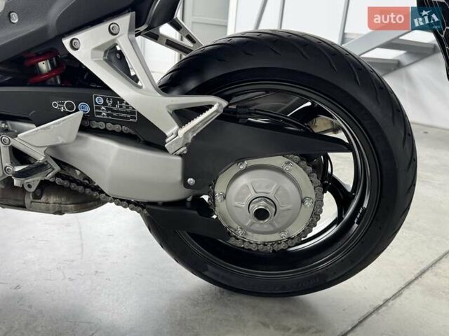 Хонда VFR 800X Crossrunner, объемом двигателя 0.8 л и пробегом 35 тыс. км за 6999 $, фото 9 на Automoto.ua