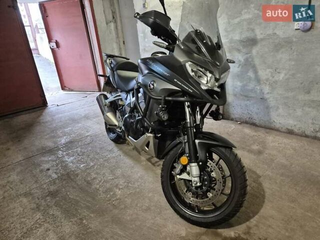 Хонда VFR 800X Crossrunner, об'ємом двигуна 0.78 л та пробігом 30 тис. км за 8600 $, фото 5 на Automoto.ua