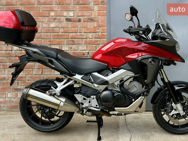 Хонда VFR 800X Crossrunner, объемом двигателя 0 л и пробегом 37 тыс. км за 9200 $, фото 5 на Automoto.ua